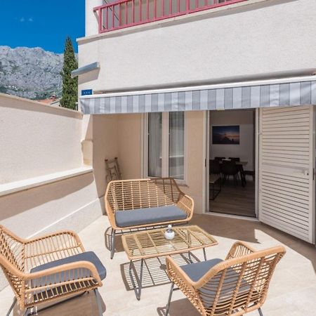 Apartments Mari - 40M From The Beach Makarska Exterior foto