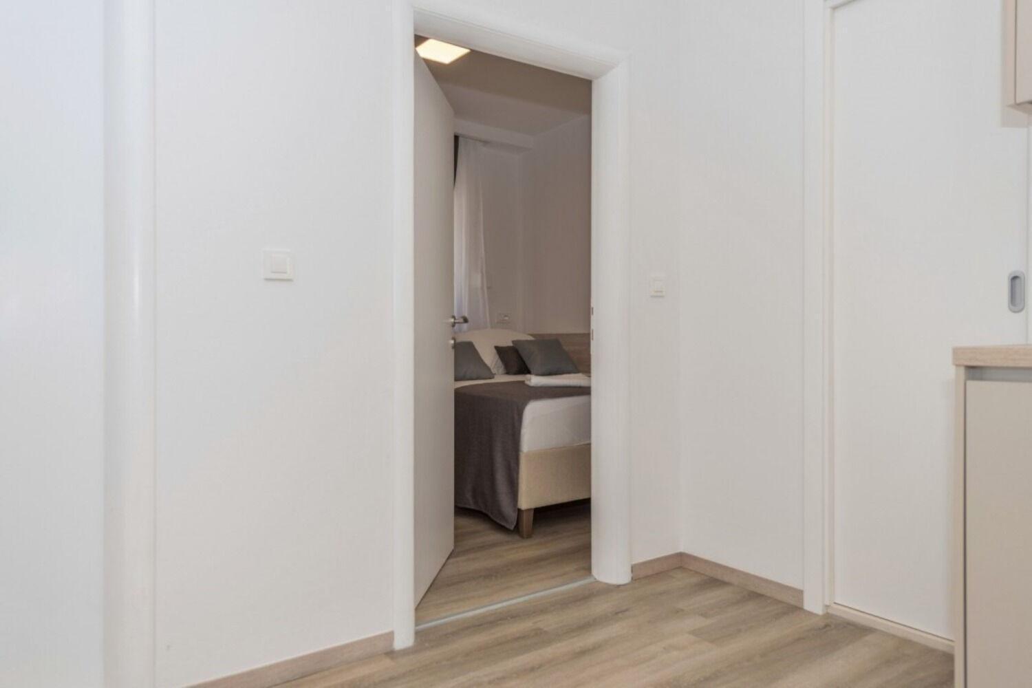 Apartments Mari - 40M From The Beach Makarska Exterior foto