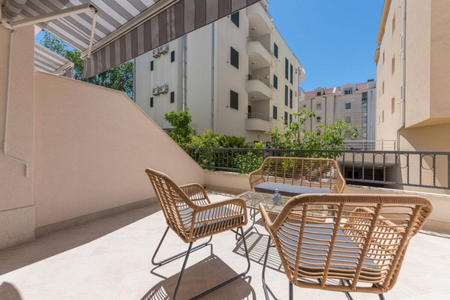 Apartments Mari - 40M From The Beach Makarska Exterior foto
