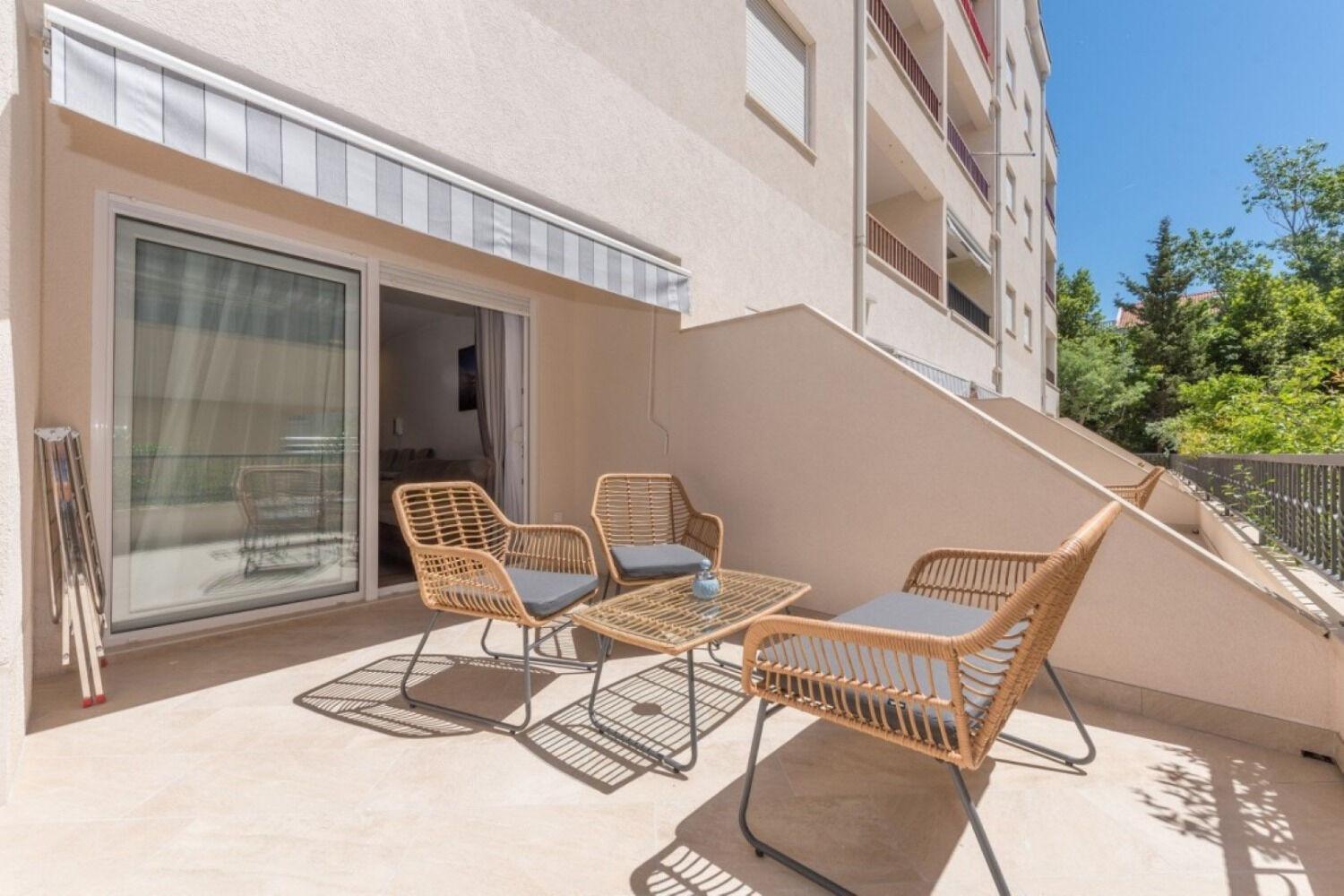 Apartments Mari - 40M From The Beach Makarska Exterior foto
